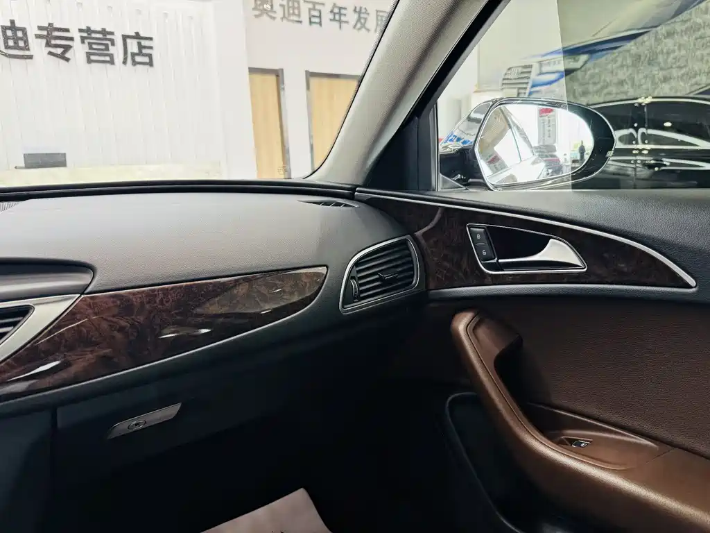 Audi A6L 2018 30th Anniversary Model 35 TFSI Fashion Model купить на сайте DeffCars