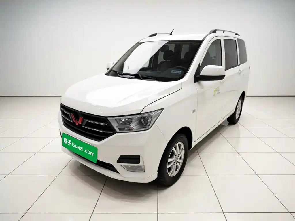 Hongguang 2021 facelift 1.5L S standard hydraulically assisted LAR купить на сайте DeffCars