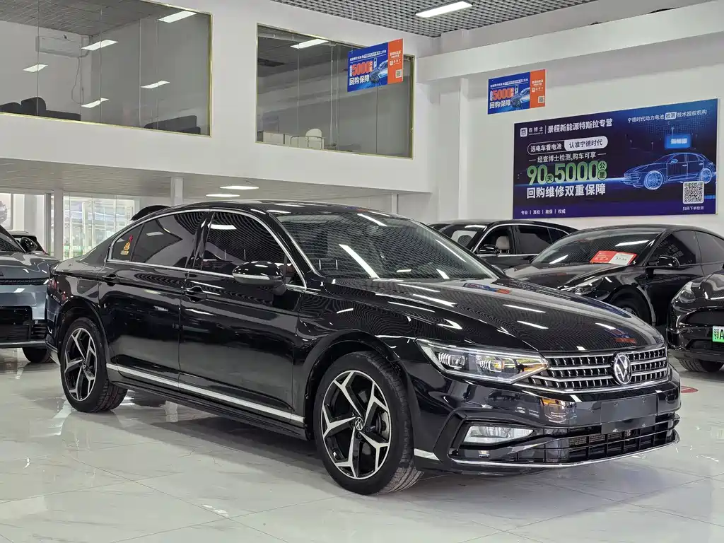 Magotan 2023 2 million commemorative edition 330TSI DSG leading model купить на сайте DeffCars