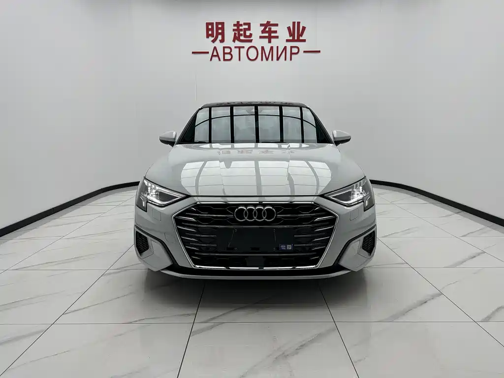 Audi A3 2024 Sportback 35 TFSI Luxury Elegant купить на сайте DeffCars
