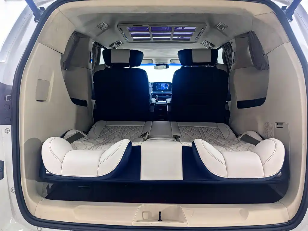 Buick GL8 2021 Land Business Class 652T Comfort купить на сайте DeffCars
