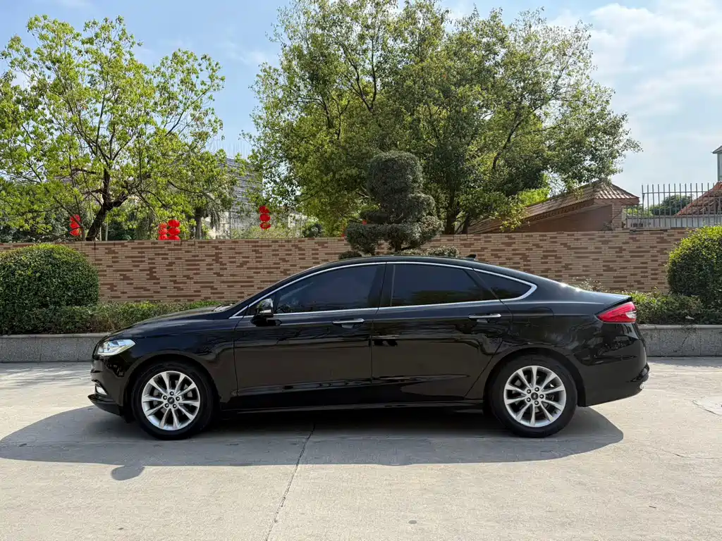 Mondeo 2017 EcoBoost 180 Fashion Model купить на сайте DeffCars