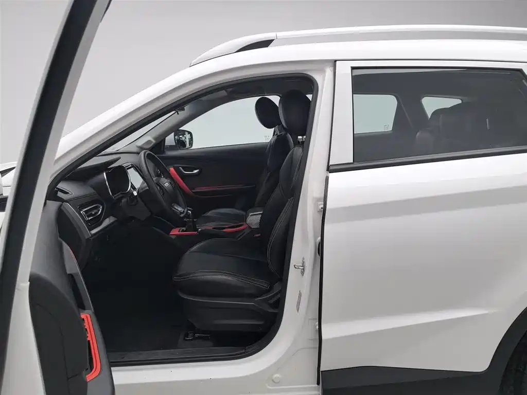 Jietu X70M 2020 1.5T manual value partner type 5 seats купить на сайте DeffCars