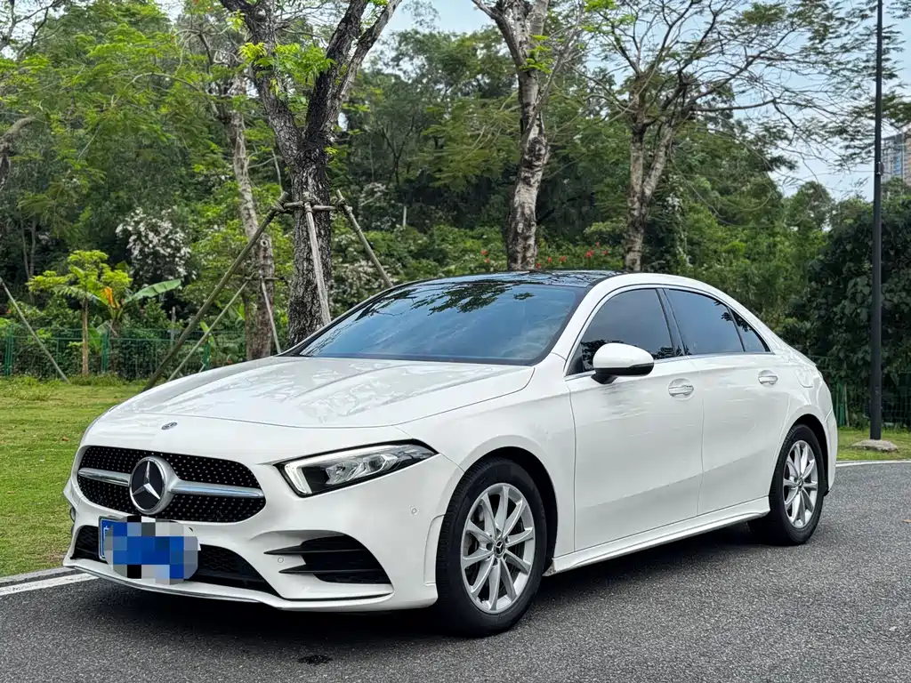 奔驰A级 2019款 改款 A 200 L 运动轿车 купить на сайте DeffCars