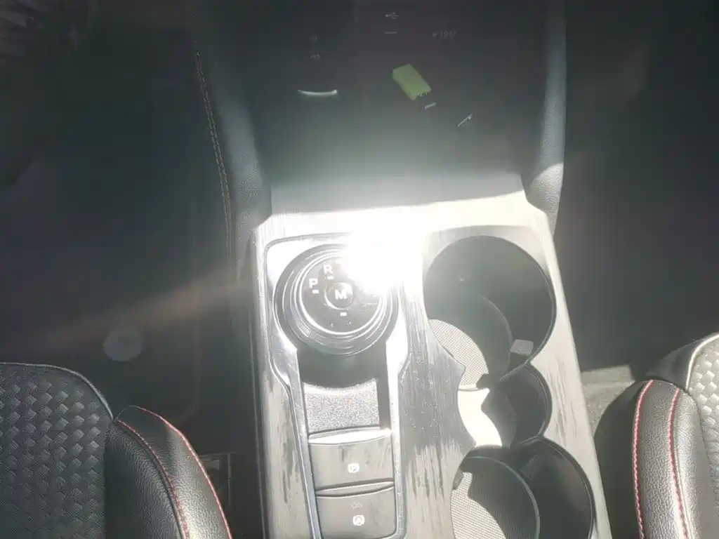 Focus 2021 Hatchback EcoBoost 180 Automatic ST Line купить на сайте DeffCars