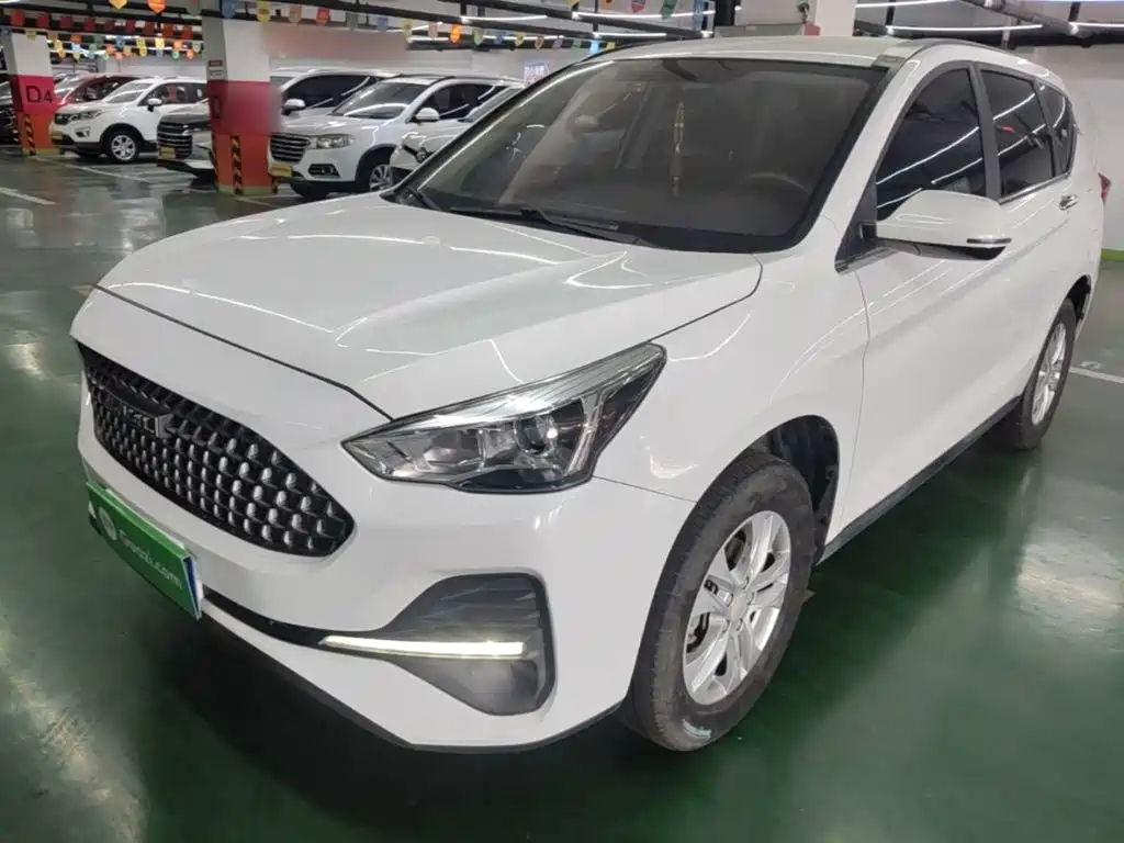 Haval M6 2019 1.5T manual two-wheel drive urban model National VI купить на сайте DeffCars