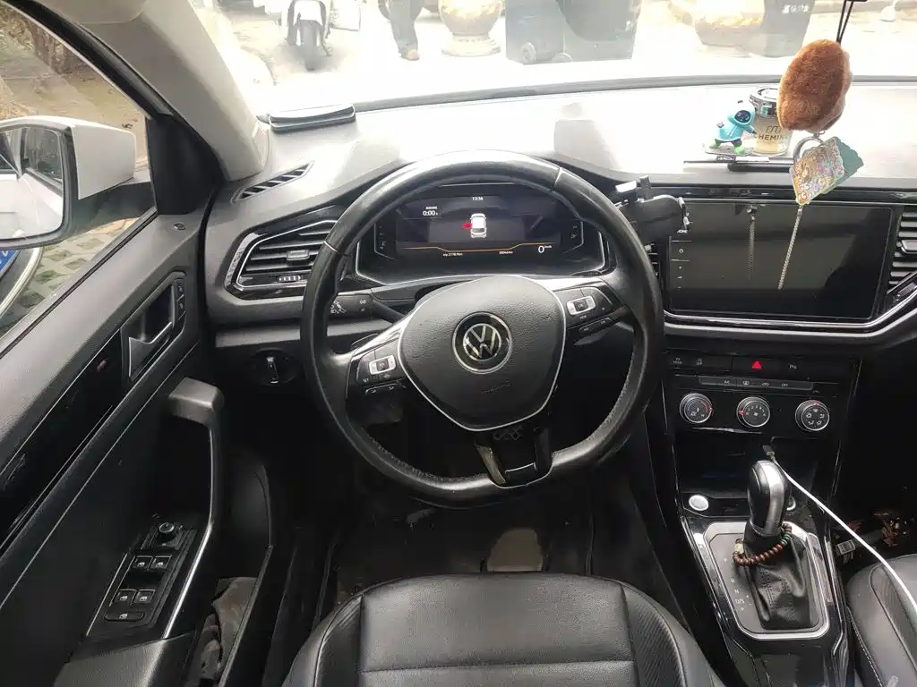 T-ROC 2022 model 280TSI DSG two-wheel drive comfort PLUS купить на сайте DeffCars