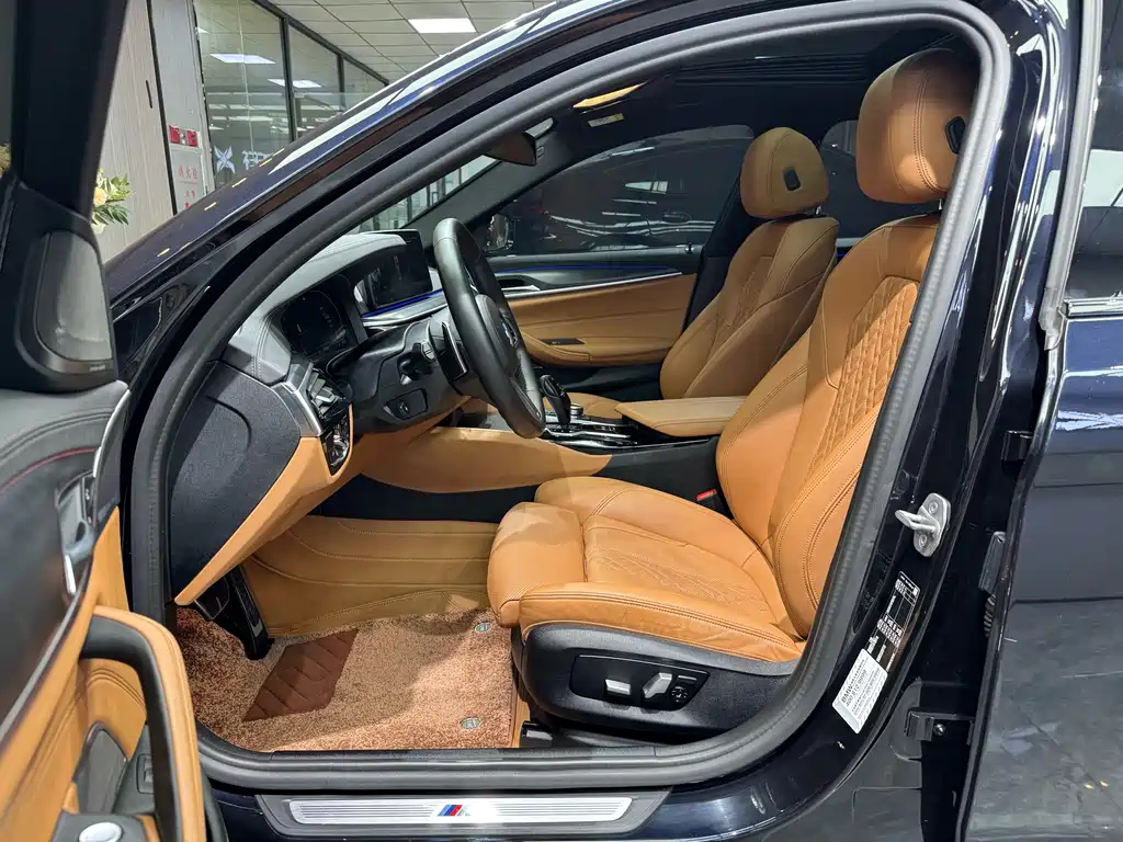 BMW 5 Series Imported 2022 Facelift 530i M Sports Package купить на сайте DeffCars