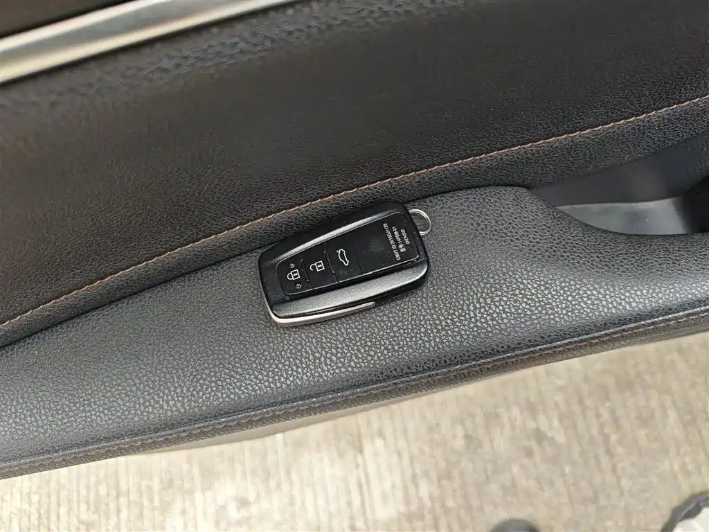 Camry 2019 facelift 2.0G Deluxe Edition купить на сайте DeffCars