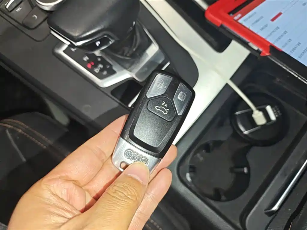 Audi Q5L 2020 40 TFSI Honorable and Enterprising купить на сайте DeffCars