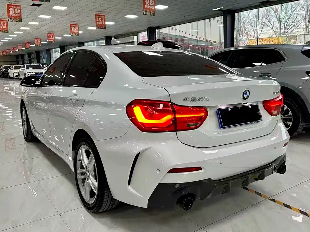 BMW 1 Series 2021 facelift 120i M Sports Night Edition купить на сайте DeffCars
