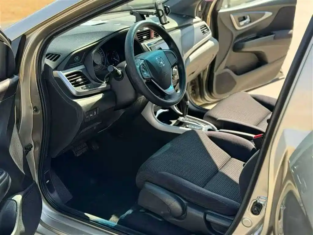 Lingpai 2016 1.8L CVT Deluxe Edition купить на сайте DeffCars