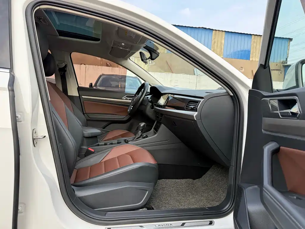 Lavida 2022 280TSI DSG Deluxe Edition купить на сайте DeffCars