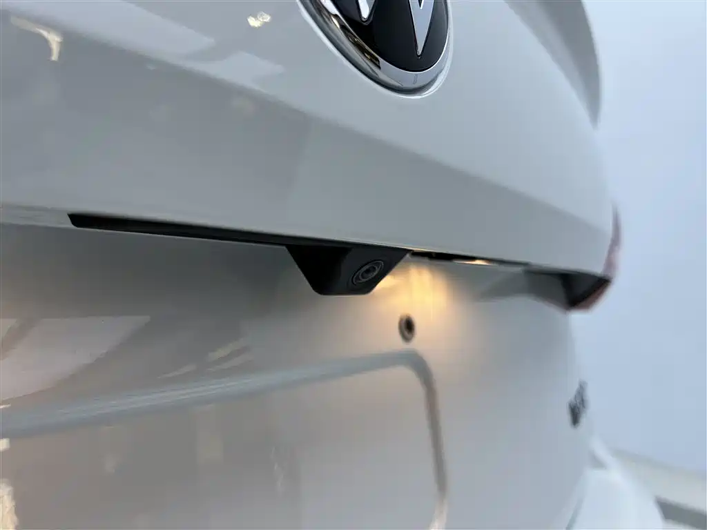 Bora 2025 facelift 200TSI DSG Yuexing Navigation Edition купить на сайте DeffCars