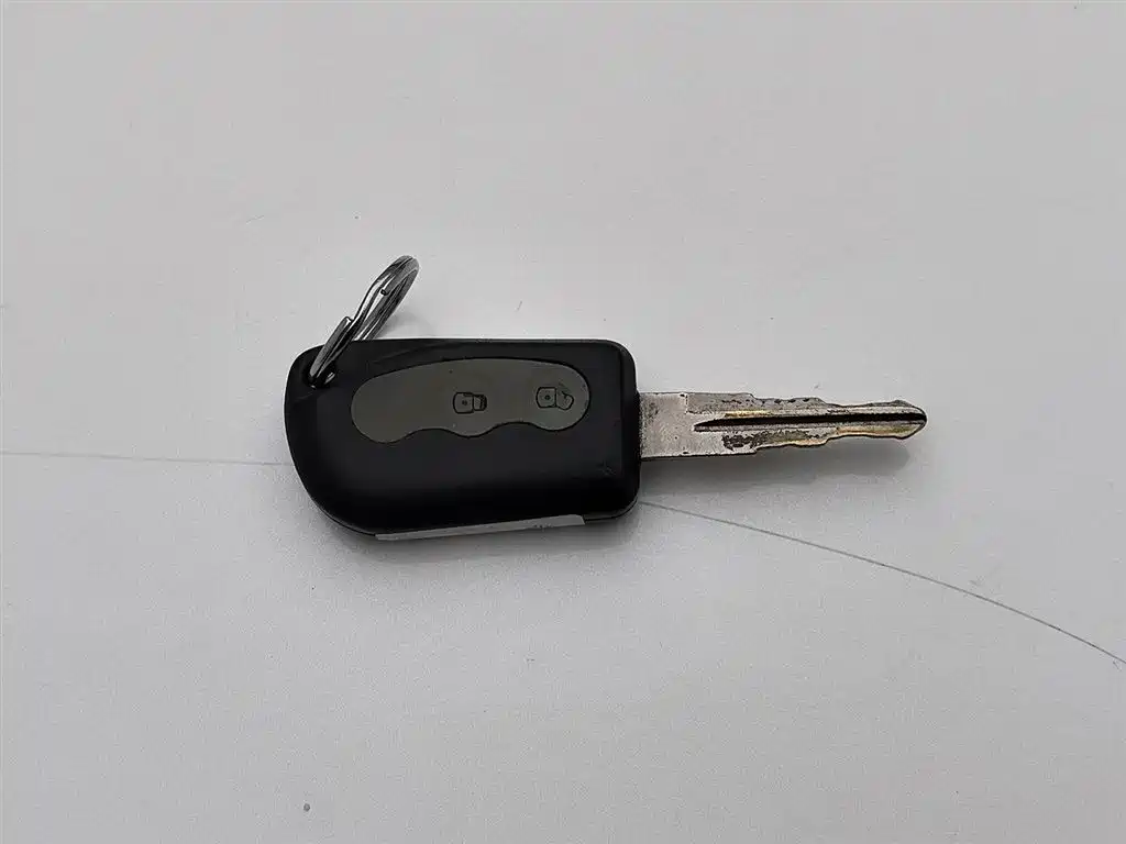 Benben MINI 2012 1.0L Manual Fashion Edition National IV купить на сайте DeffCars