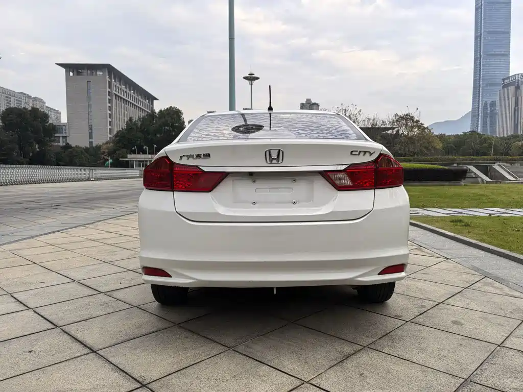 Fengfan 2018 1.5L CVT Comfort Edition купить на сайте DeffCars