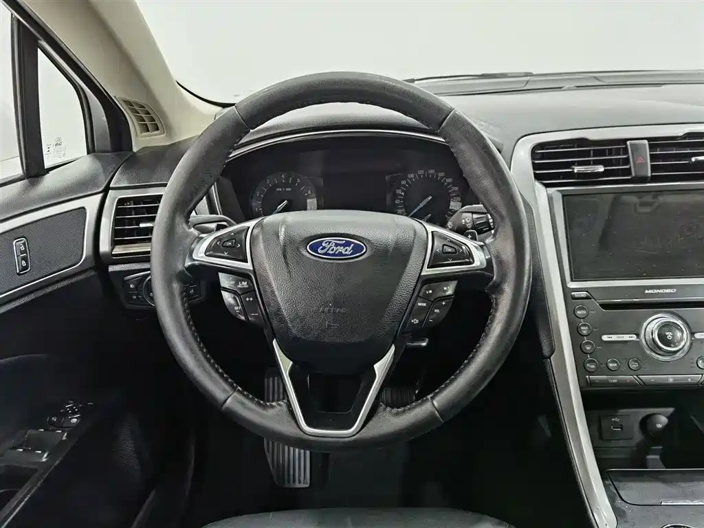 Mondeo 2017 EcoBoost 180 Fashion Model купить на сайте DeffCars