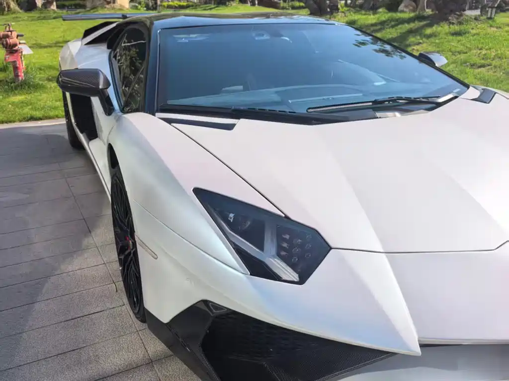 Aventador 2011 LP 700-4 купить на сайте DeffCars