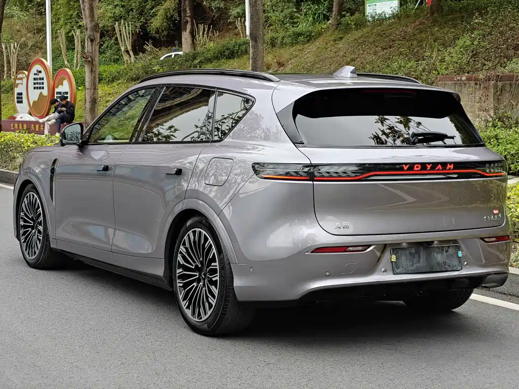 Lantu FREE 2025 FREE+ rear-wheel drive Qiankun version купить на сайте DeffCars