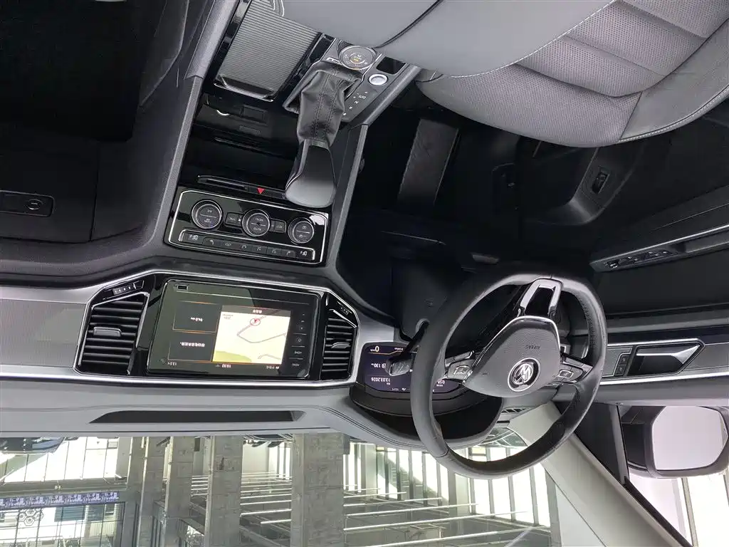 Touron 2020 380TSI four-wheel drive luxury version National V купить на сайте DeffCars