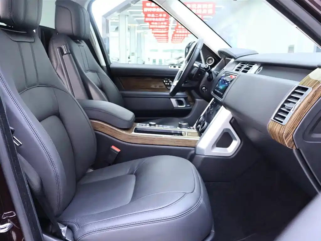 Range Rover 2019 3.0 SC V6 Legendary Extended Edition купить на сайте DeffCars