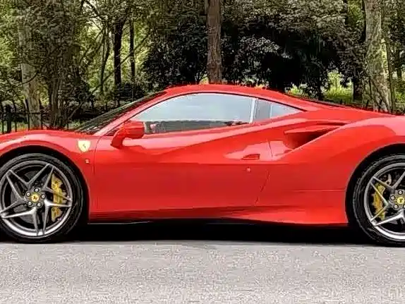 Ferrari F8 2019 Tributo 3.9T V8 купить на сайте DeffCars