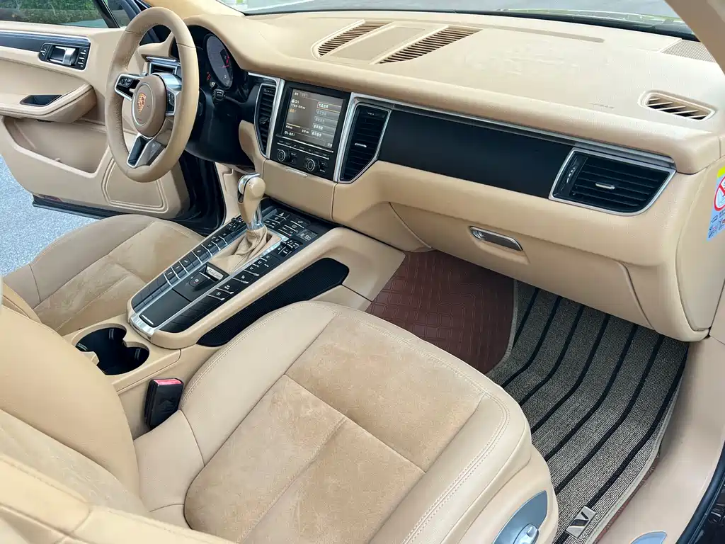 Macan 2014 Macan 2.0T купить на сайте DeffCars