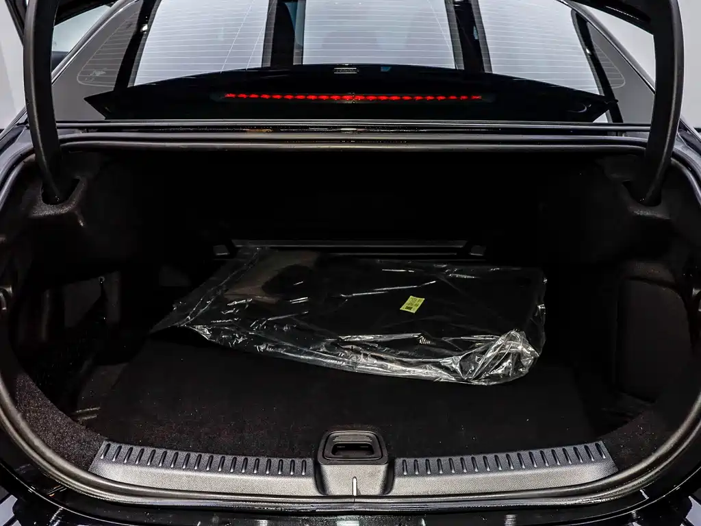 Mercedes-Benz E-Class 2025 facelift E 300 L luxury model купить на сайте DeffCars