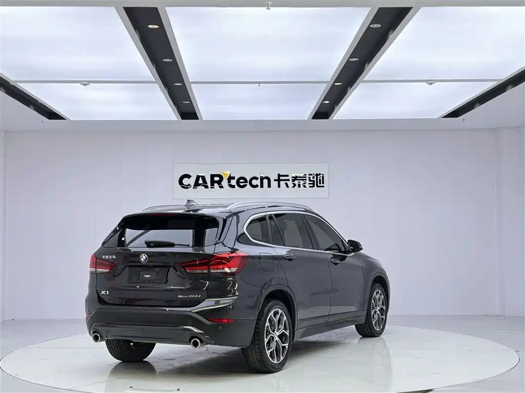 BMW X1 2022 sDrive25Li Leading Model купить на сайте DeffCars