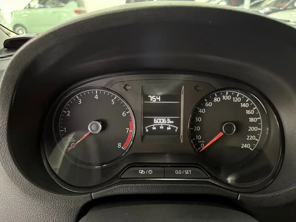 Polo 2018 1.5L automatic safe driving model купить на сайте DeffCars