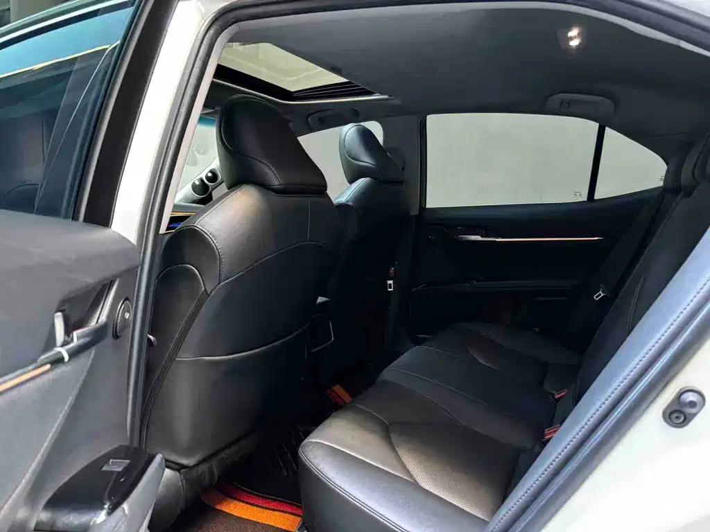 Camry 2022 2.0GVP Leading Edition купить на сайте DeffCars