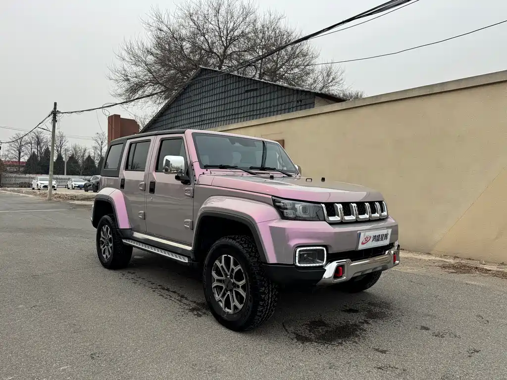 Beijing off-road BJ40 2023 2.0T automatic four-wheel drive city hunter version supreme type купить на сайте DeffCars