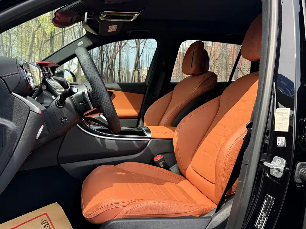 Mercedes-Benz GLC 2024 GLC 260 L 4MATIC luxury model 5 seats купить на сайте DeffCars