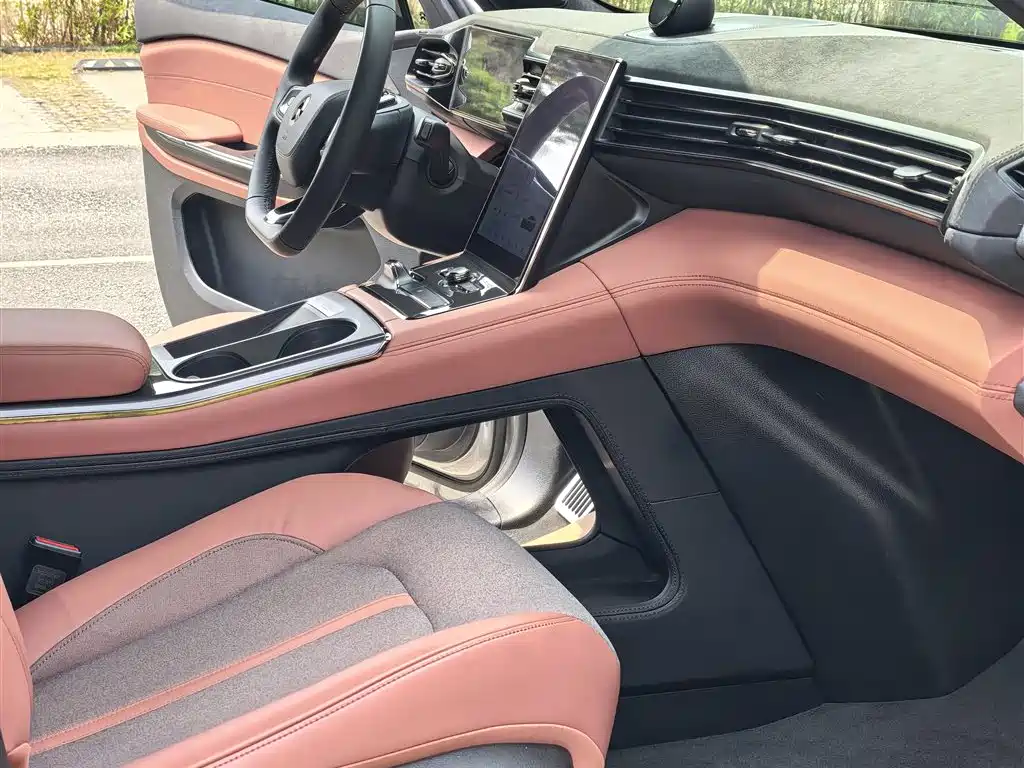 NIO EC6 2020 440KM Performance Edition купить на сайте DeffCars