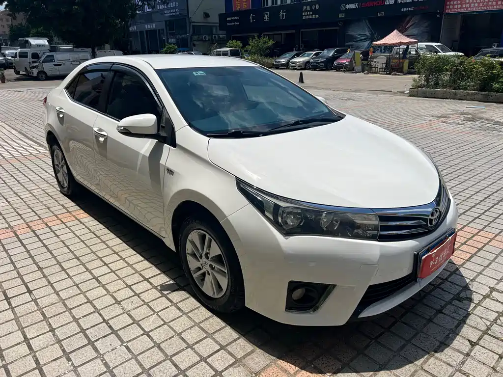 Corolla 2014 1.6L CVT GL купить на сайте DeffCars