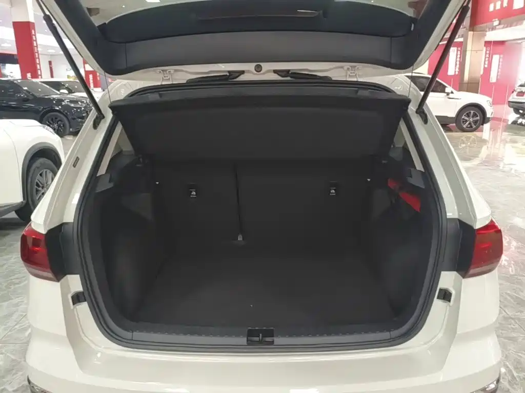 Tuyue 2022 330TSI four-wheel drive luxury version купить на сайте DeffCars