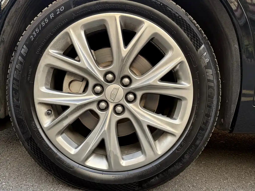 Cadillac XT6 2020 28T six-seat four-wheel drive platinum sports version купить на сайте DeffCars