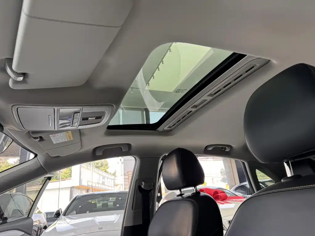 Roewe i6 MAX 2020 300TGI automatic cool smart driving version купить на сайте DeffCars