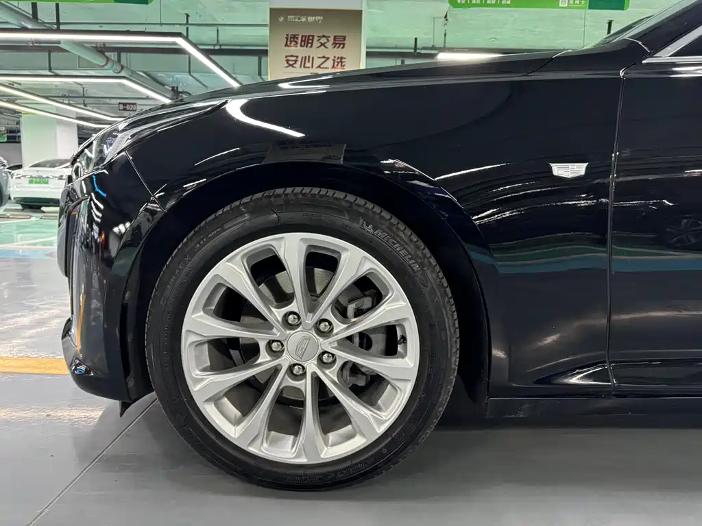 Cadillac CT5 2023 28T Fashion Model купить на сайте DeffCars