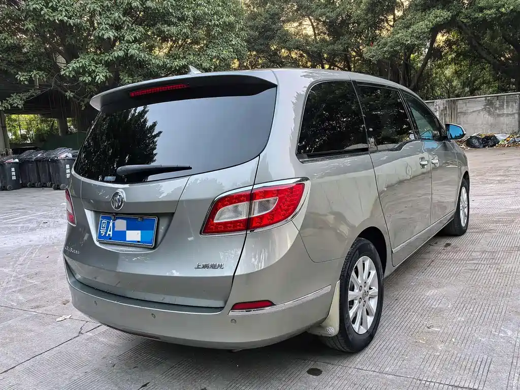 Buick GL8 2011 3.0L GT Luxury Business Tag Heuer Edition купить на сайте DeffCars