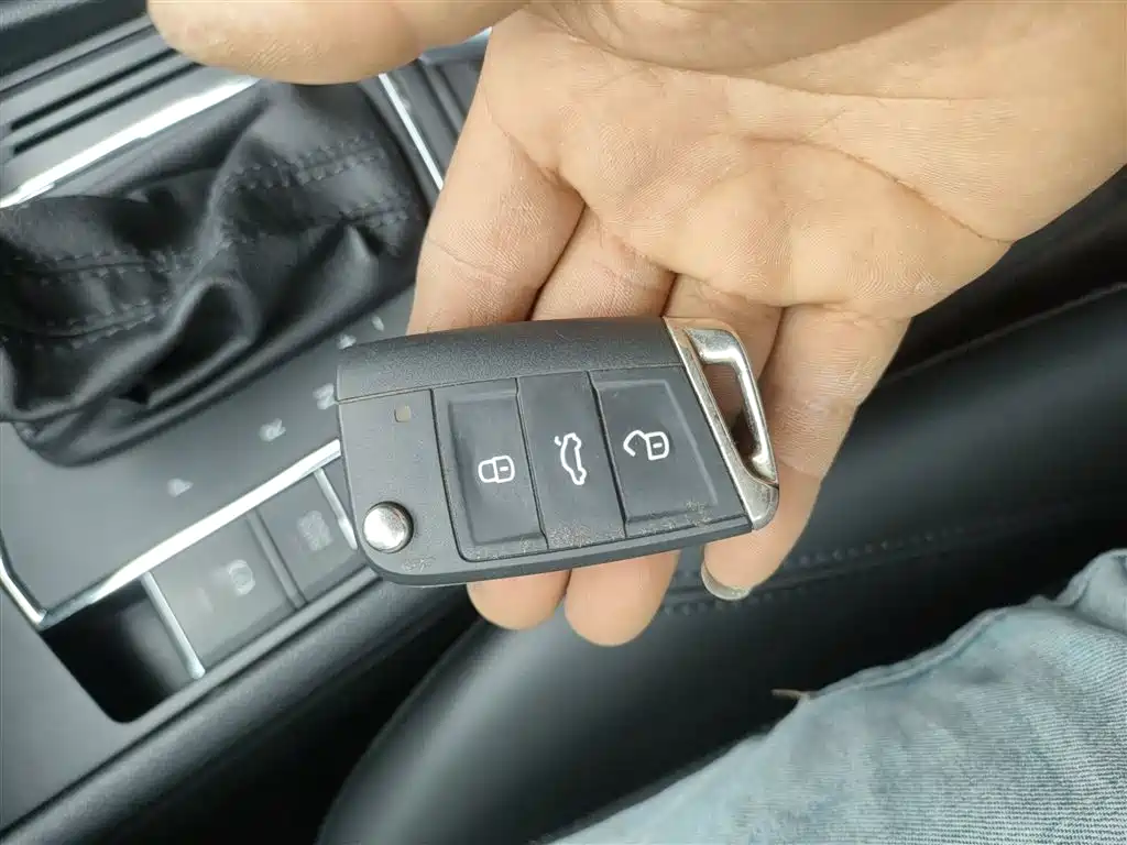 Lavida 2019 1.5L automatic comfort version National VI купить на сайте DeffCars