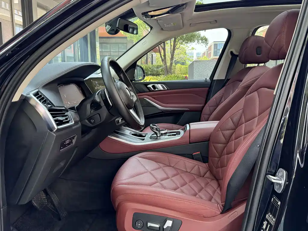 BMW X5 2022 xDrive 30Li M Sports Package купить на сайте DeffCars