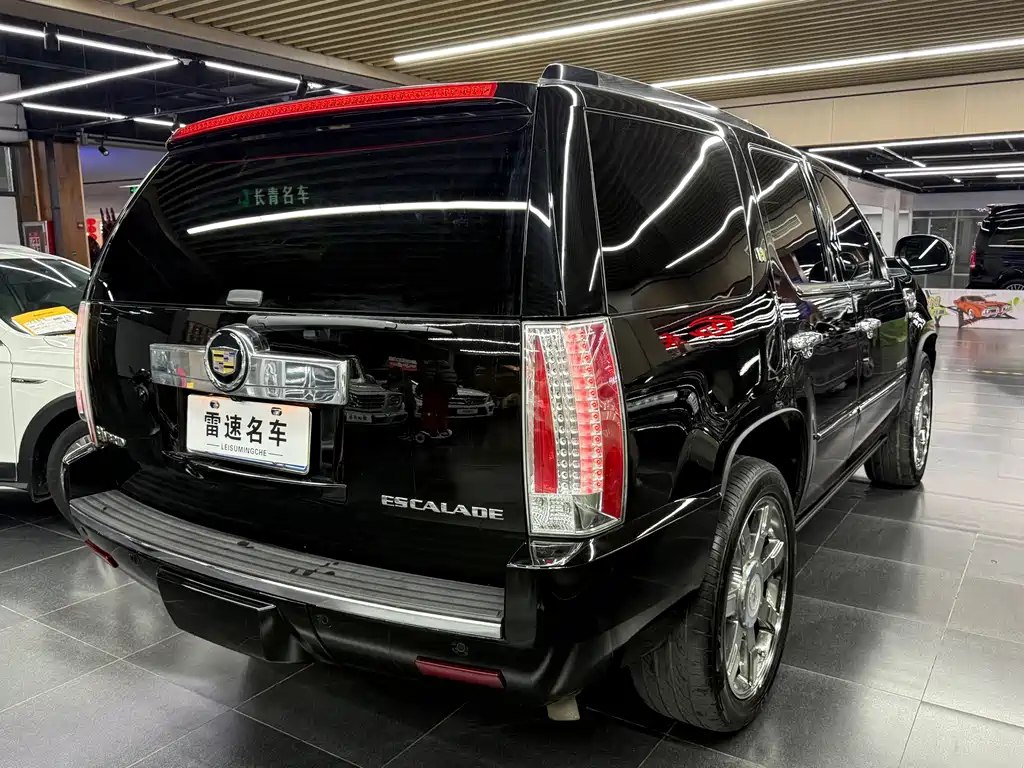 Escalade 2010 6.0 Hybrid купить на сайте DeffCars