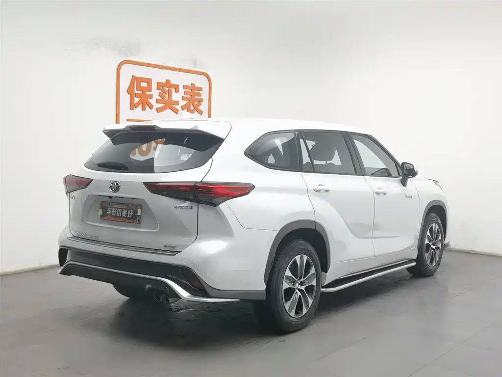Crown Lufang 2022 2.5L HEV four-wheel drive elite version купить на сайте DeffCars