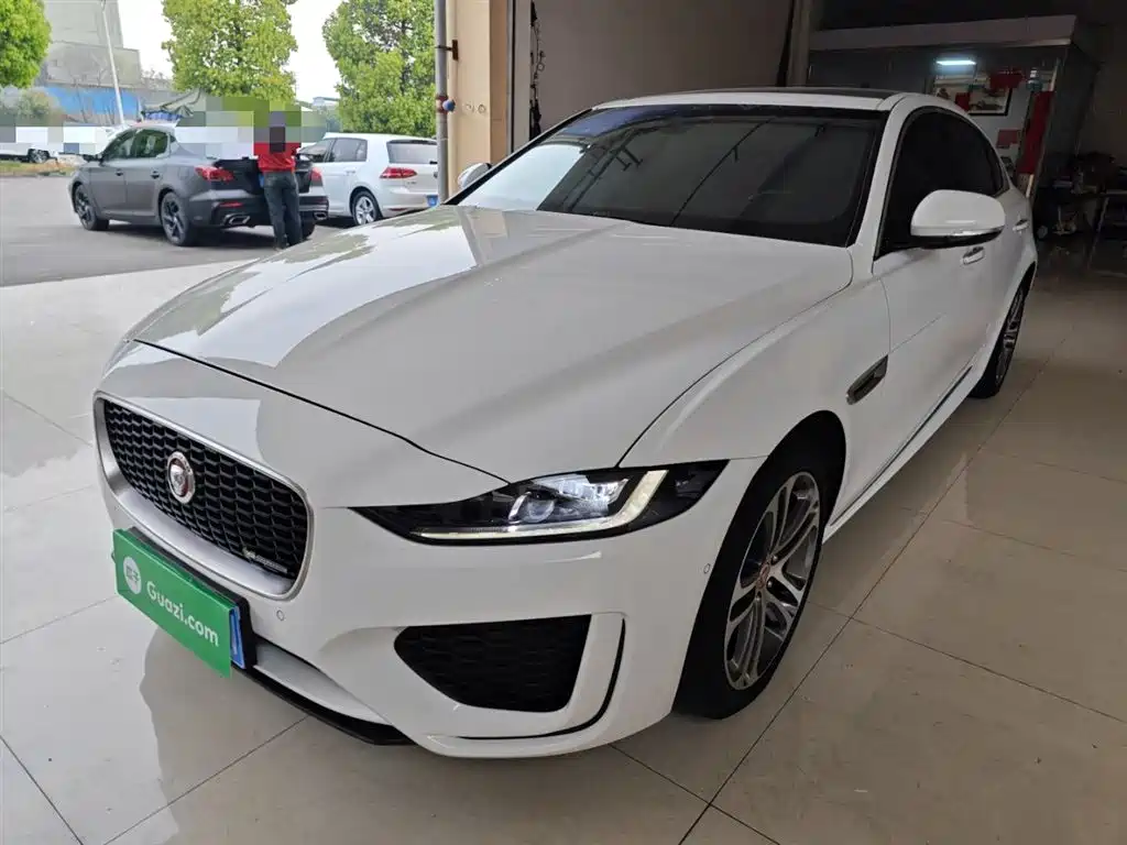 Jaguar XEL 2020 2.0T 200PS R-DYNAMIC S Advanced Sports Edition купить на сайте DeffCars