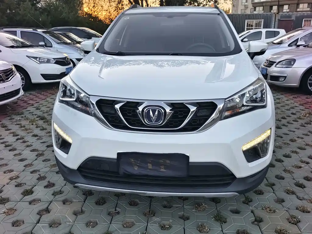Changan CS15 2016 1.5L manual fashion version купить на сайте DeffCars