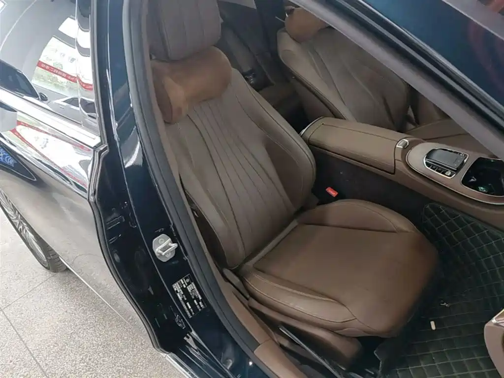 Mercedes-Benz E-Class 2023 E 300 L Luxury Model купить на сайте DeffCars