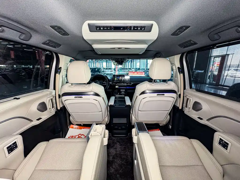 SIENNA 2024 2.5L Hybrid Premium Edition купить на сайте DeffCars