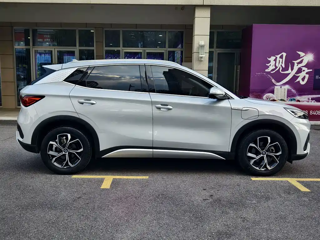 Yuan PLUS 2023 Champion Edition 430KM Transcendence купить на сайте DeffCars