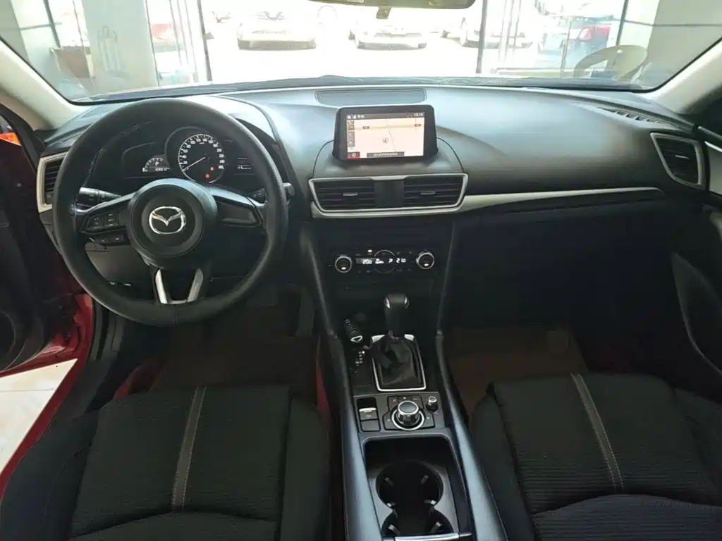 Mazda Axela 2017 Three-Car 1.5L Automatic Luxury Country V купить на сайте DeffCars